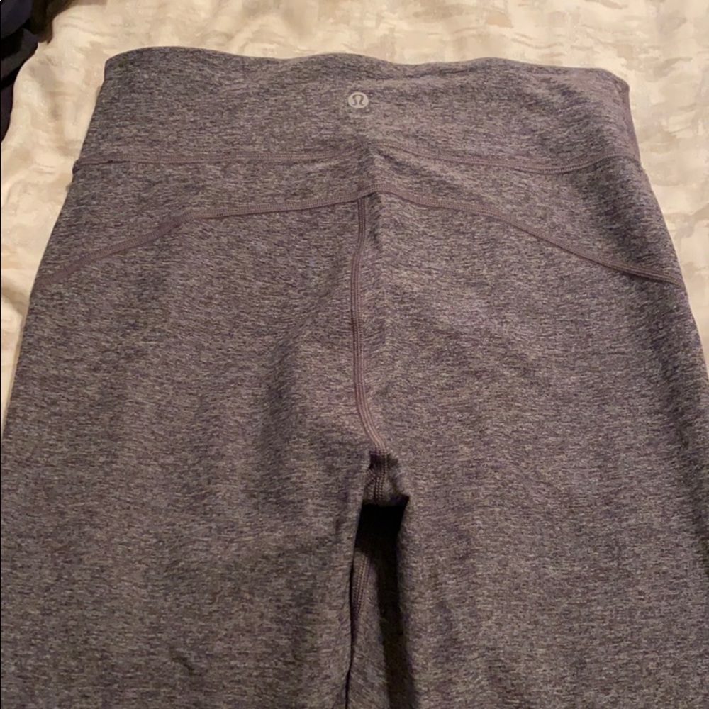 LuluLemon Legging - Picture 3 of 3